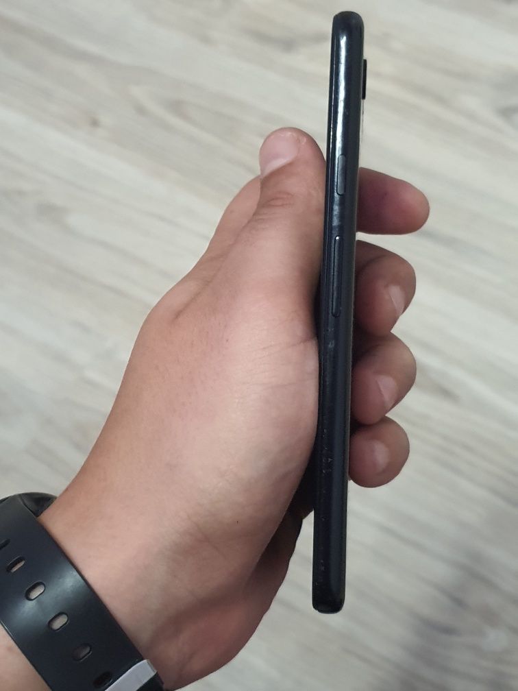 Google pixel 3a 4/64 E-sim