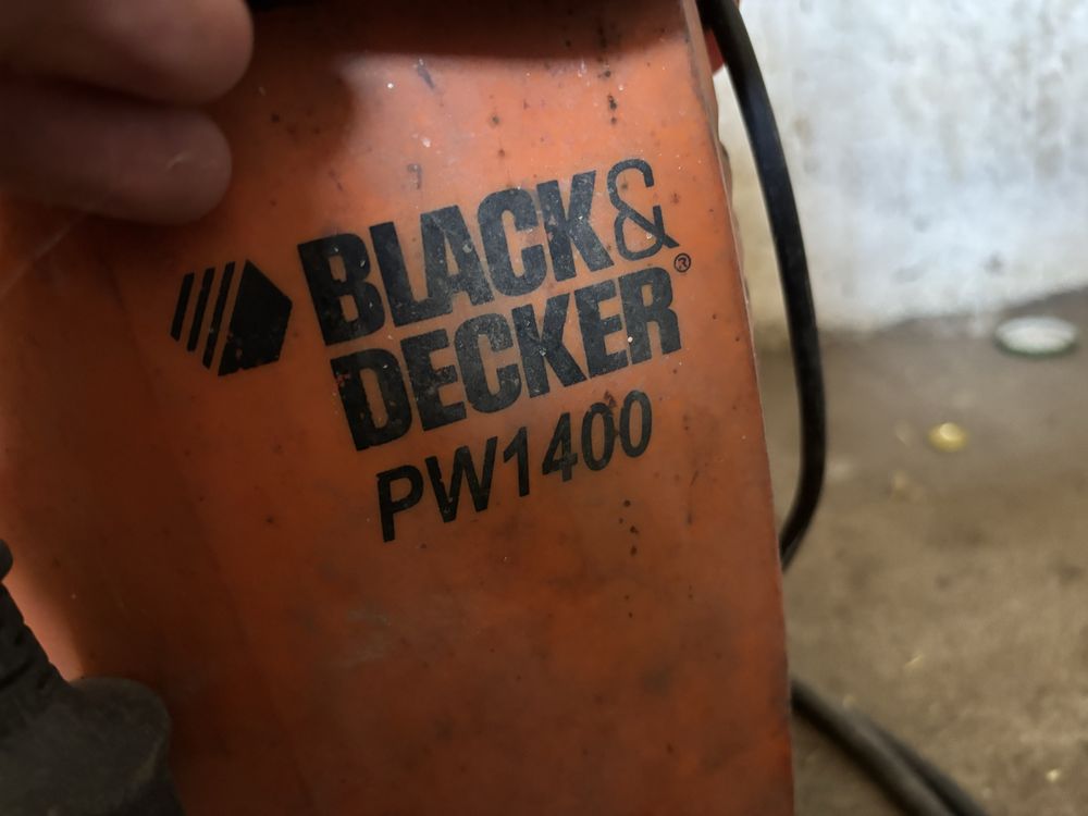 Myjka ciśnieniowa wyskociśnieniowa Black Decker PW1400