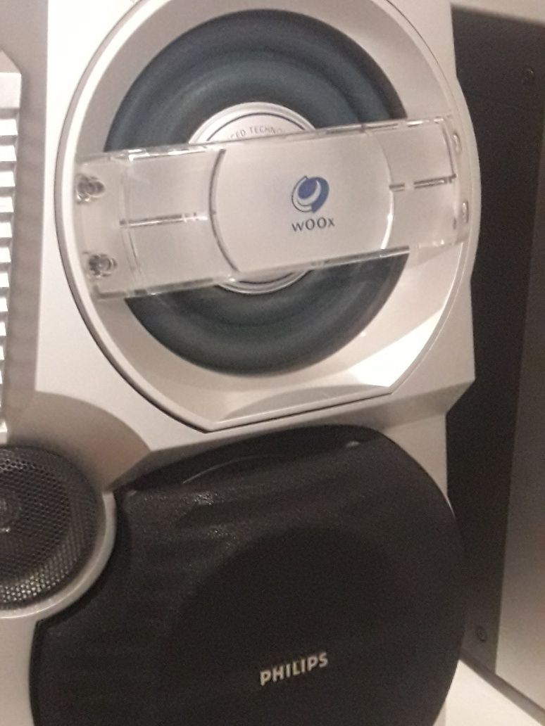Музыкальный центр PHILIPS, идеальное состояние.