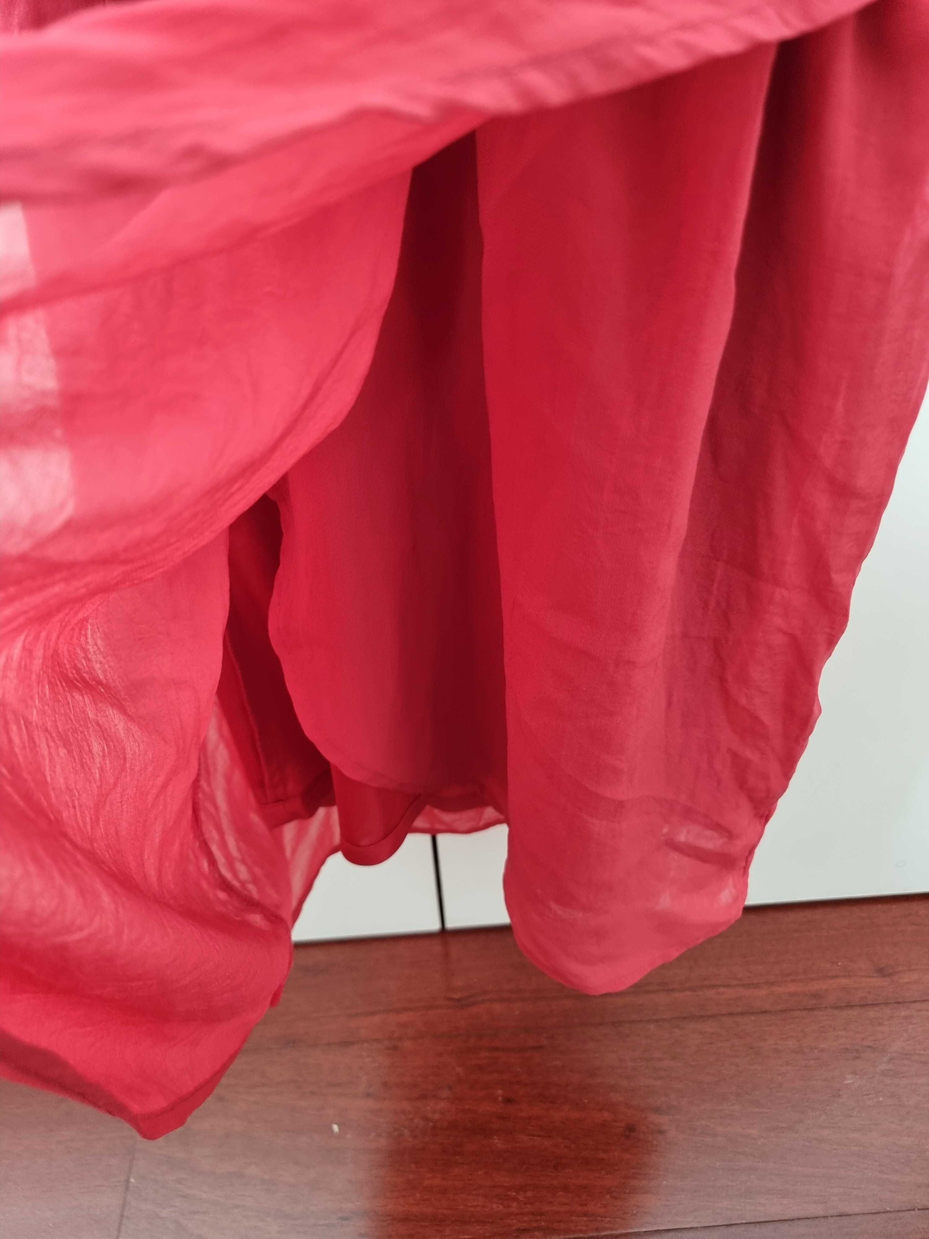 Vestido vermelho curto cruzado Bershka, tamanho S