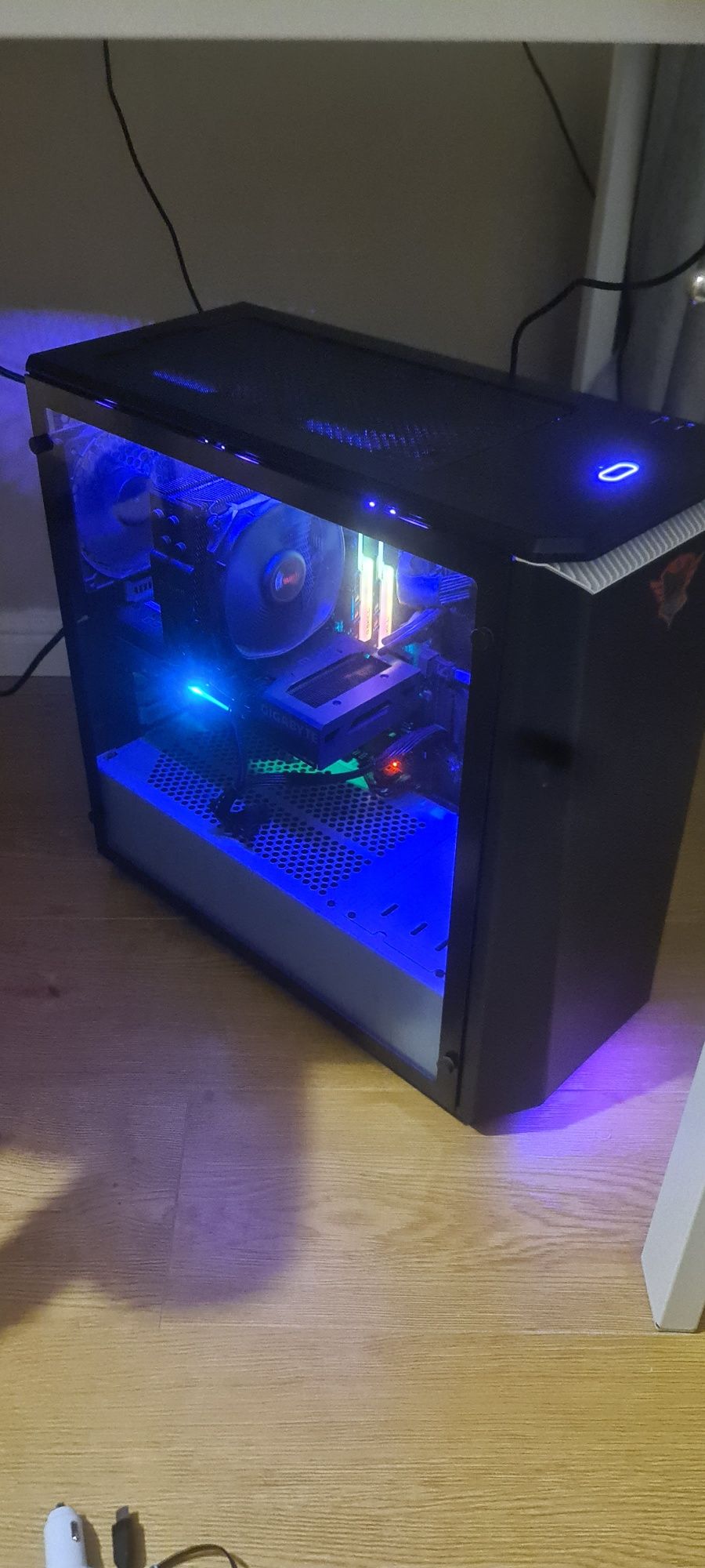 Komputer gaming pc - RTX 3060, AMD RYZEN 7, 48GB RAM, 1,5T