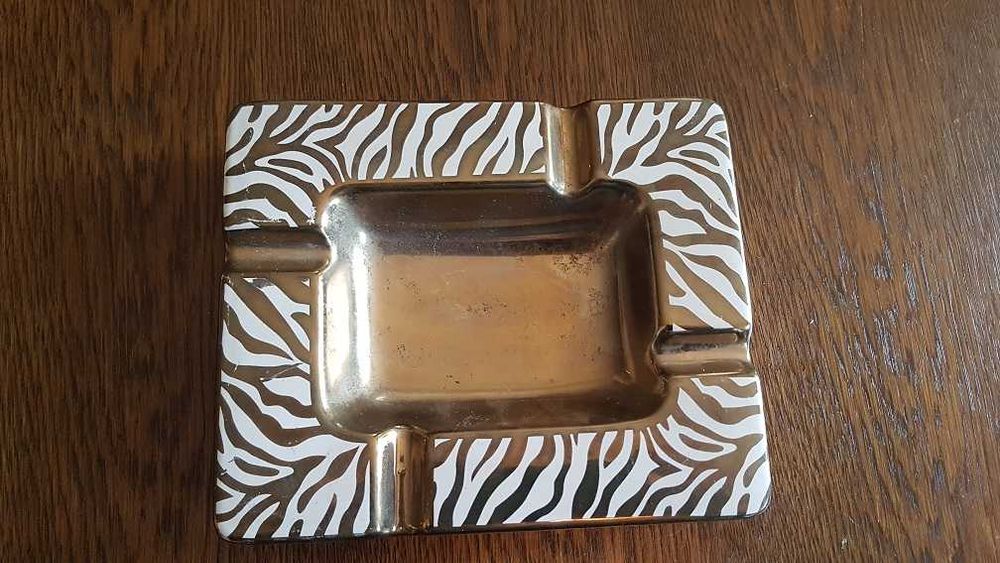 Popielnica ozdobna salonowa