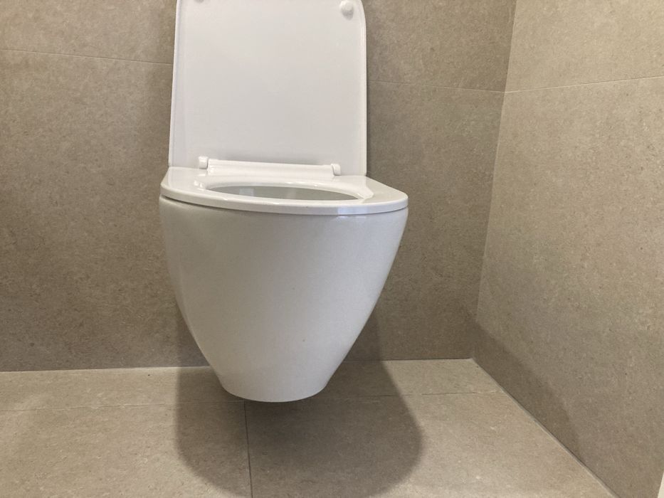 Sanita suspensa Valadares (nova - nunca utilizada)