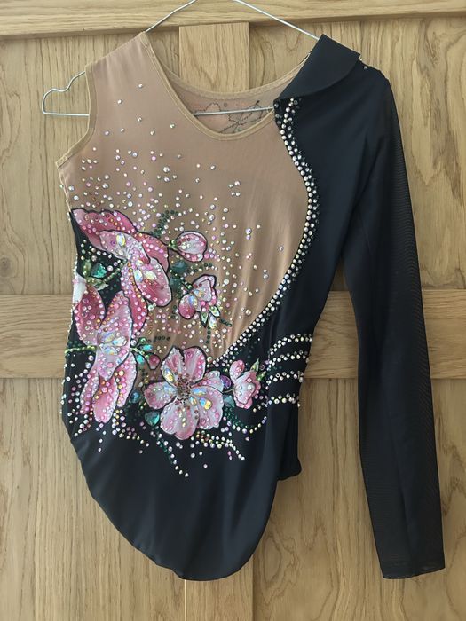 Strój do gimastyki artystycznej 140-150 cm