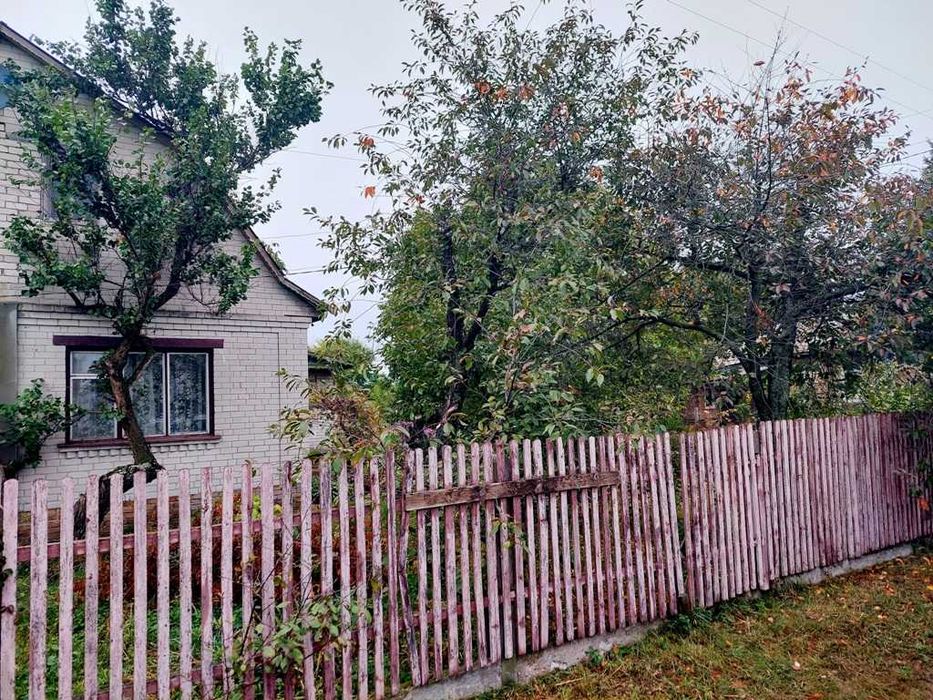 Продаж 1/2 будинку в с.Свидівок.