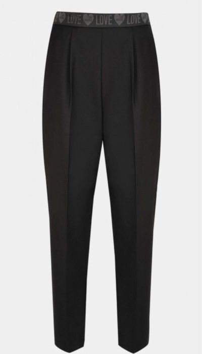 Calcas Love Moschino novas