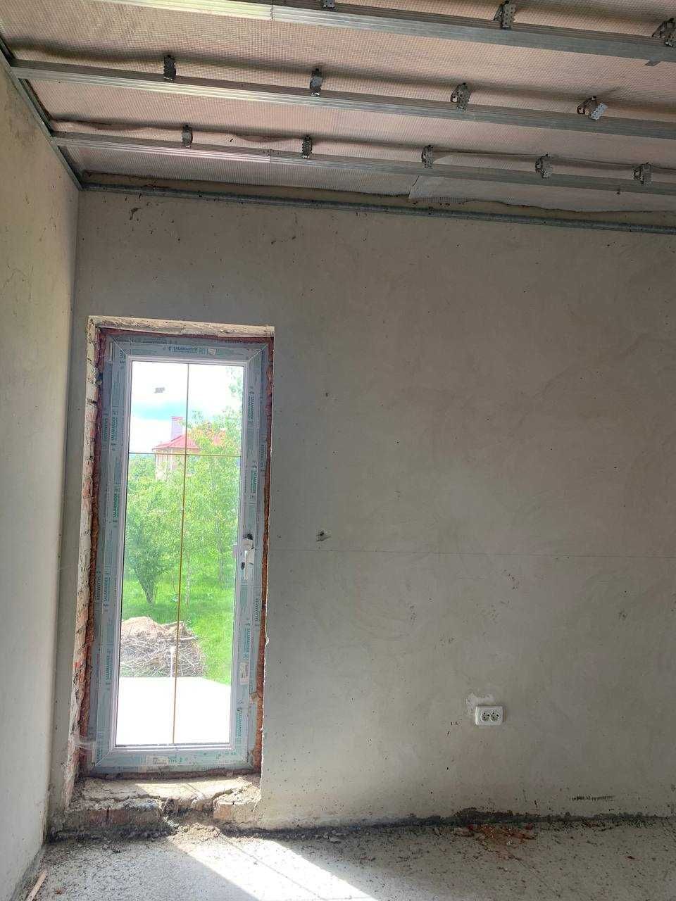 Терміновий продаж будинку у центрі с. Старий Лисець 15 км. від міста