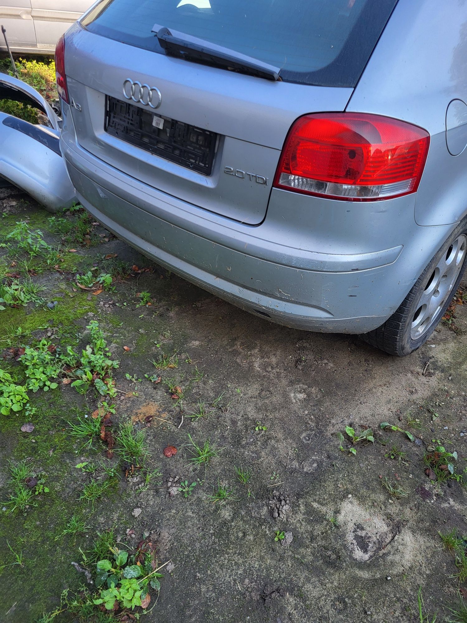 Zderzak tylny Audi A3 P8 LY7W 2003 r hatchback