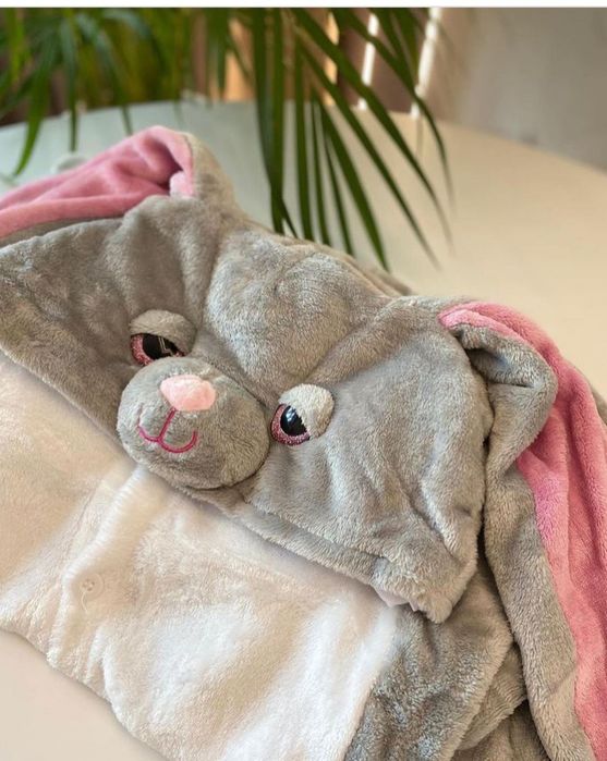 Кигуруми зайчик женский