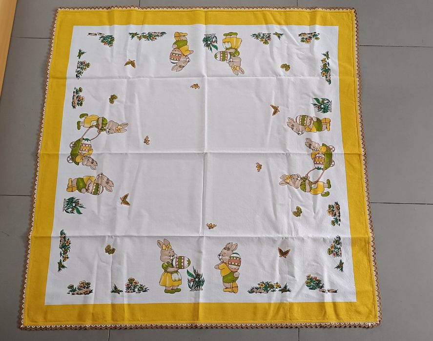 Toalha decorativa Páscoa bordada crochê