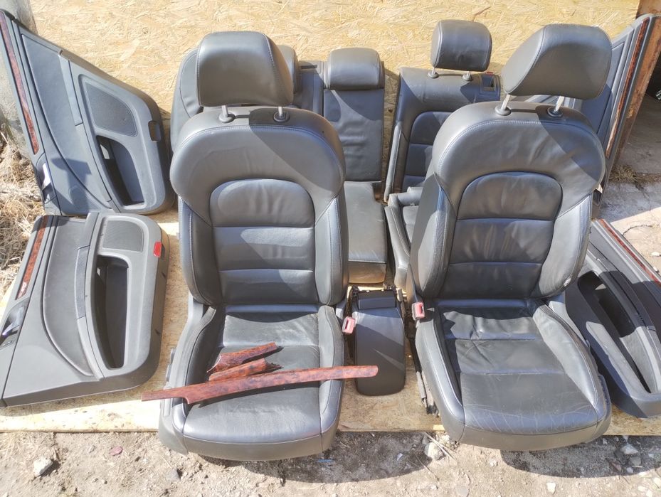 Fotele tapicerka skórzana komplet superb II kombi