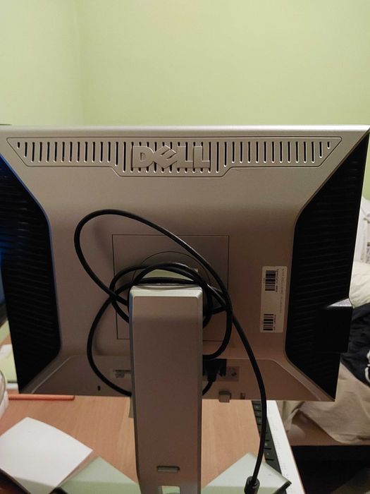 Monitor SAMSUNG SyncMaster XL2370HD + monitor DELL Gratis !!!