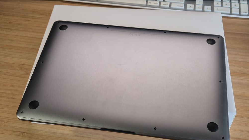 MacBook air M1, 8/256 Space Grey ANSI US