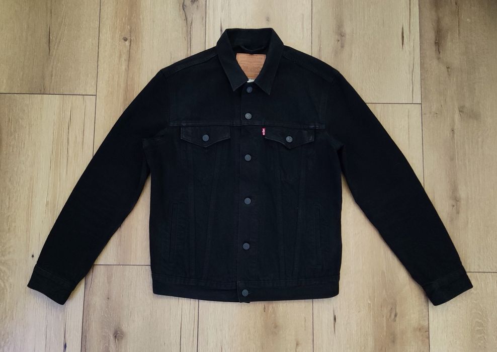 Levi's męska czarna kurtka jeansowa w rozmiarze M