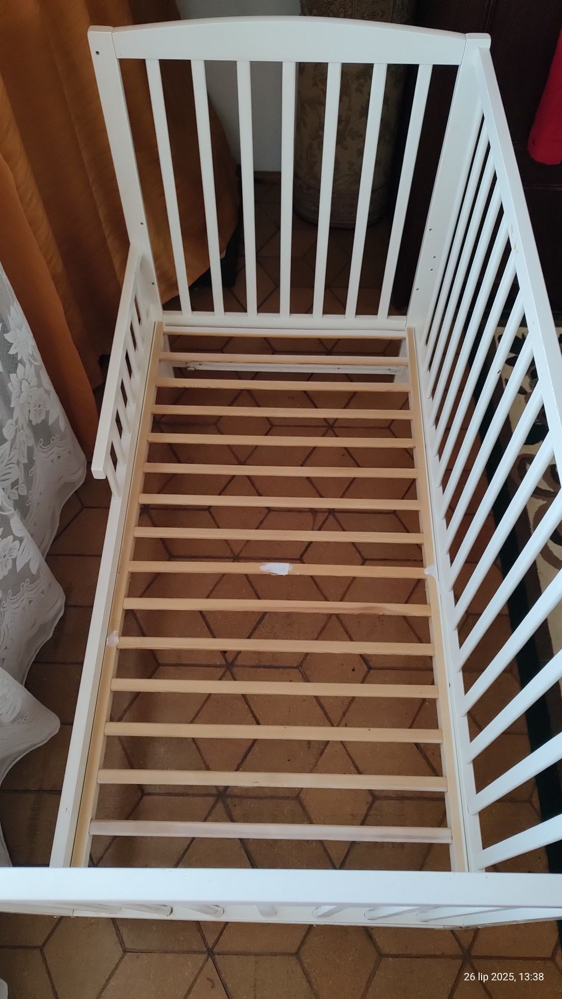 Łóżeczko dziecięce białe z szufladą 65x125 materac 60x120