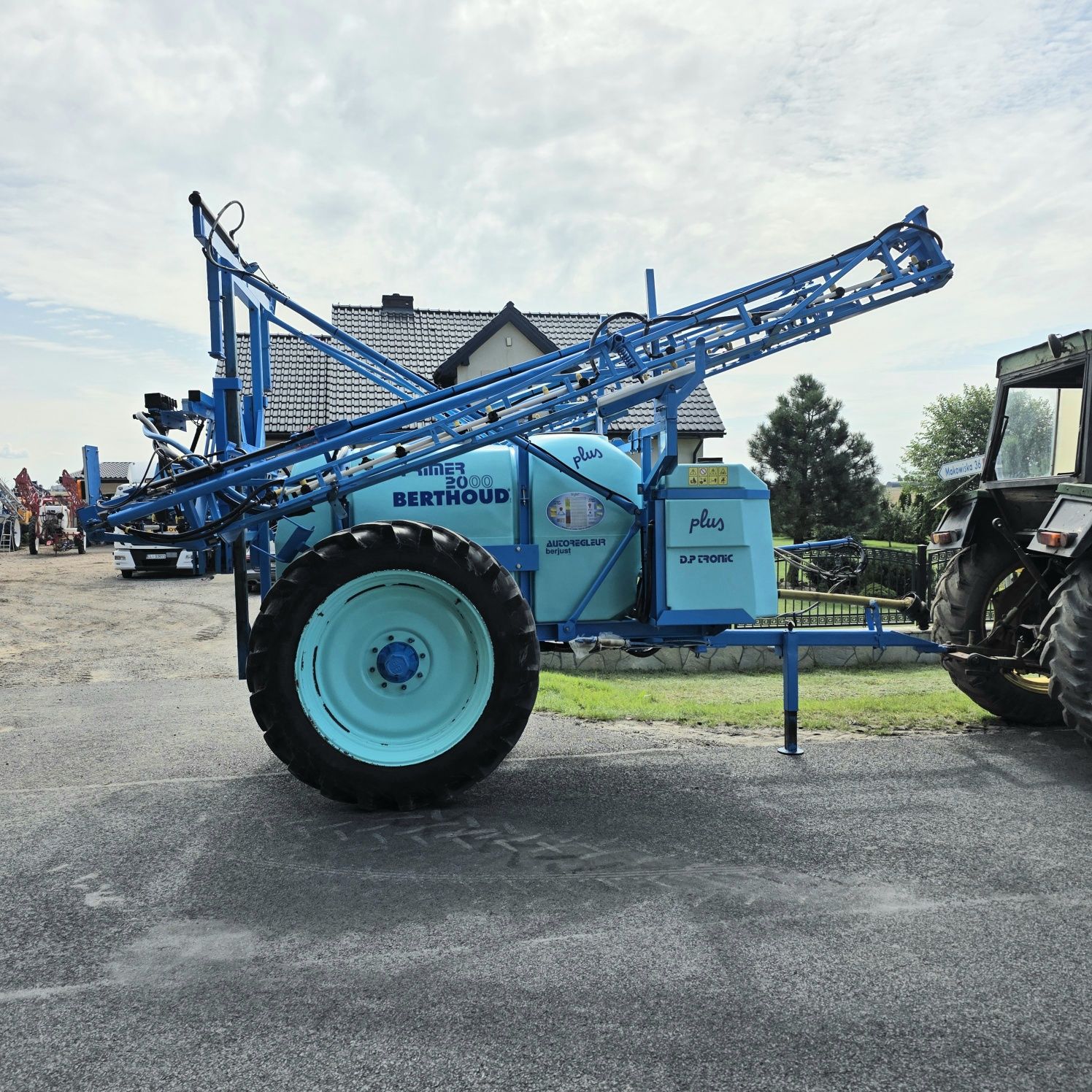 Opryskiwacz Berthoud Primer 2000l 18m Arag stan idealny