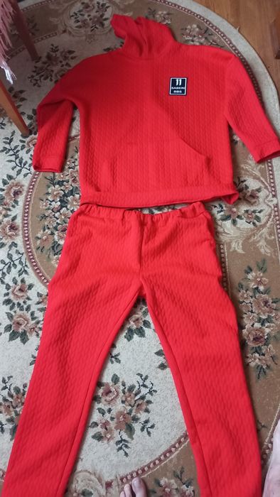 Костюм спортивный