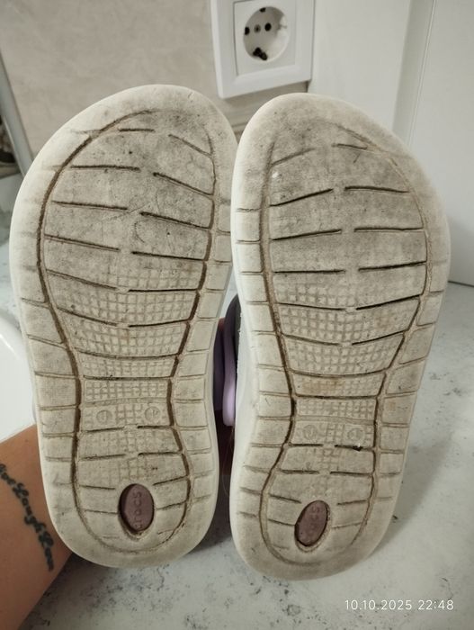 Crocs J1 сабо для дівчинки