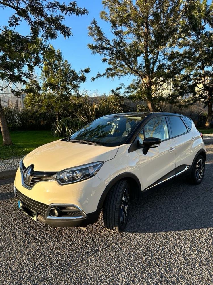 Renault Captur - beje/preto