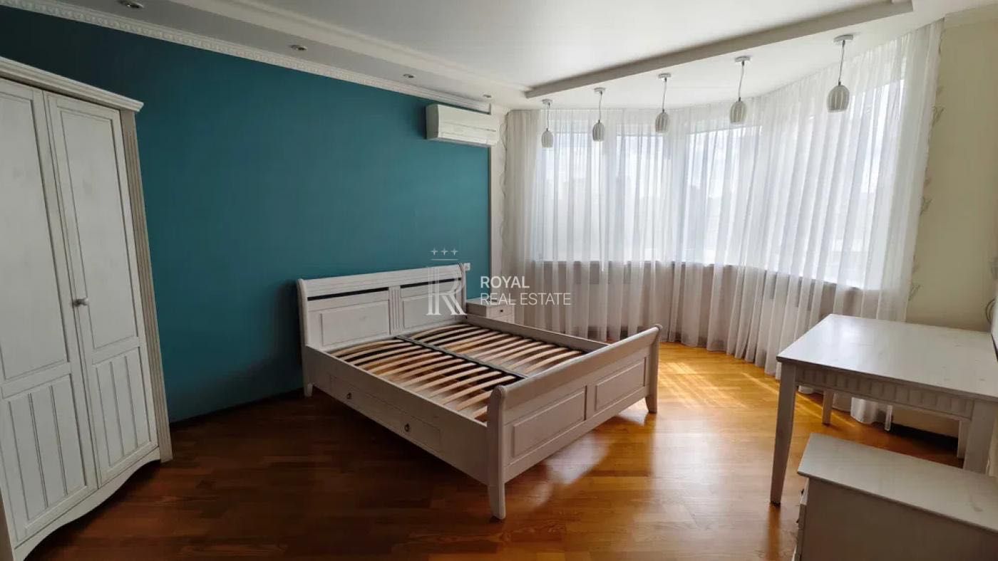 Аренда квартиры Киев 3к 135м2 ЖК Сонячна Брама Голосеевский