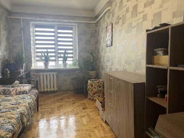 Продается 3 ком квартира в Днепровском р-не по ул Бульвар Бельфорский