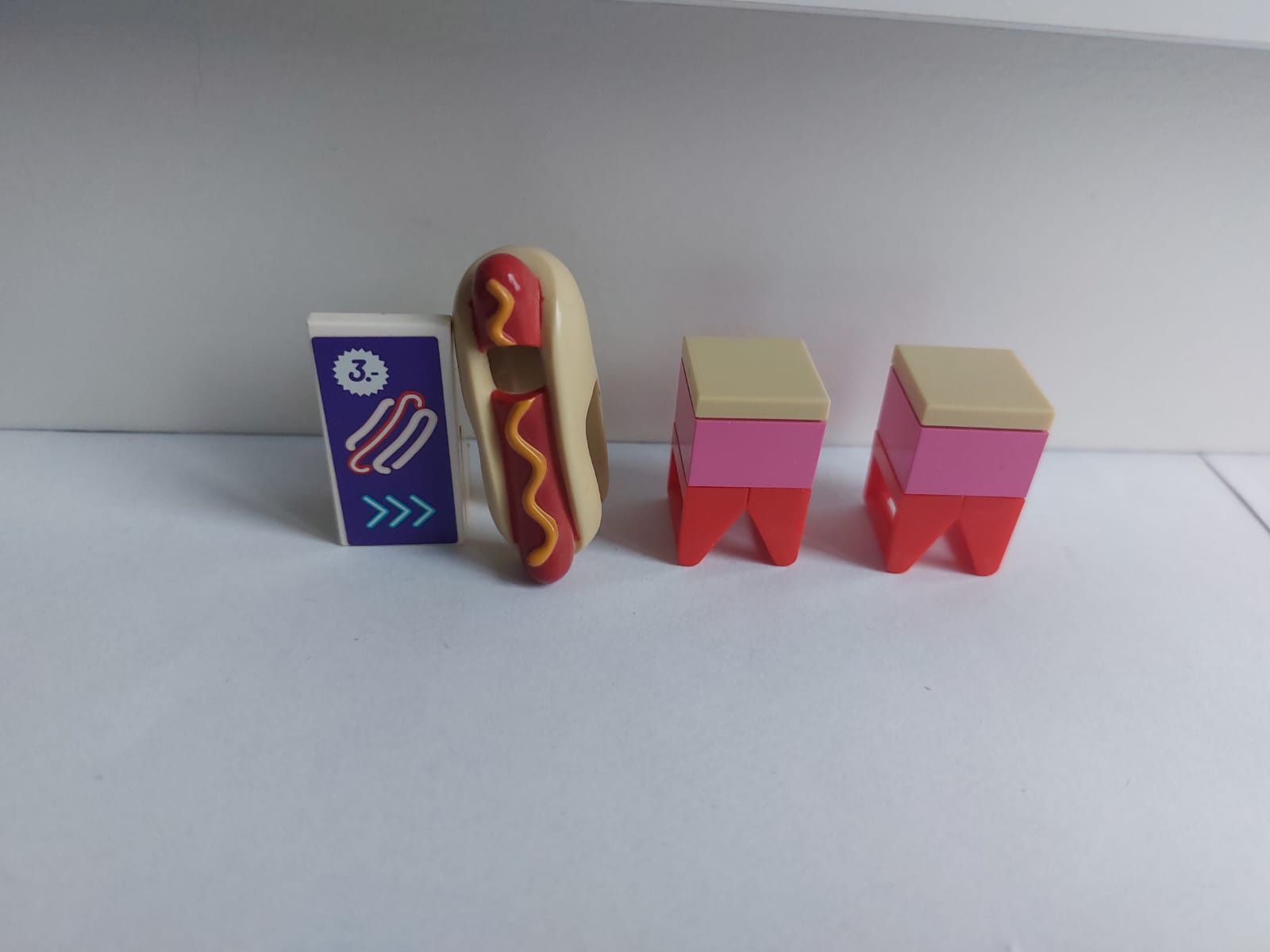 Lego friends 41129 ,, Furgonetka z hot-dogami w parku rozrywki "