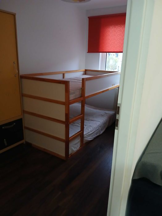 Łóżko  piętrowe  z materacami