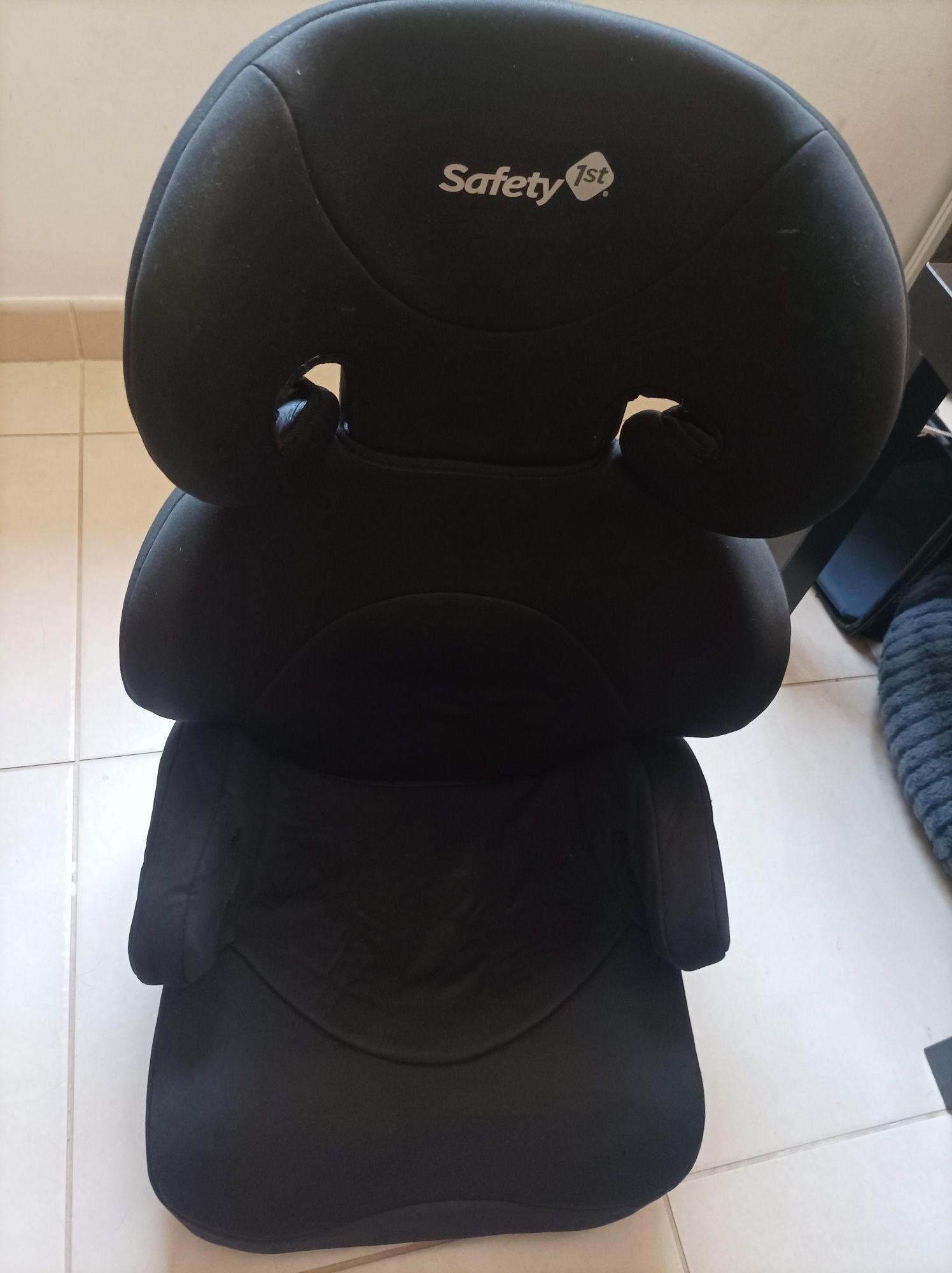 Cadeira auto de criança Grupo 2/3 - 15/36 kg em bom estado