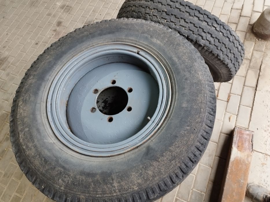 Opony rolnicze do przyczepy