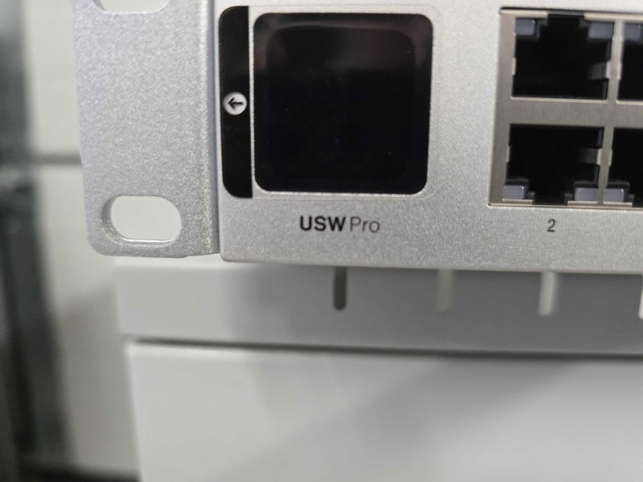 Przełącznik, Switch Ubiquiti UNIFI USW-PRO-48