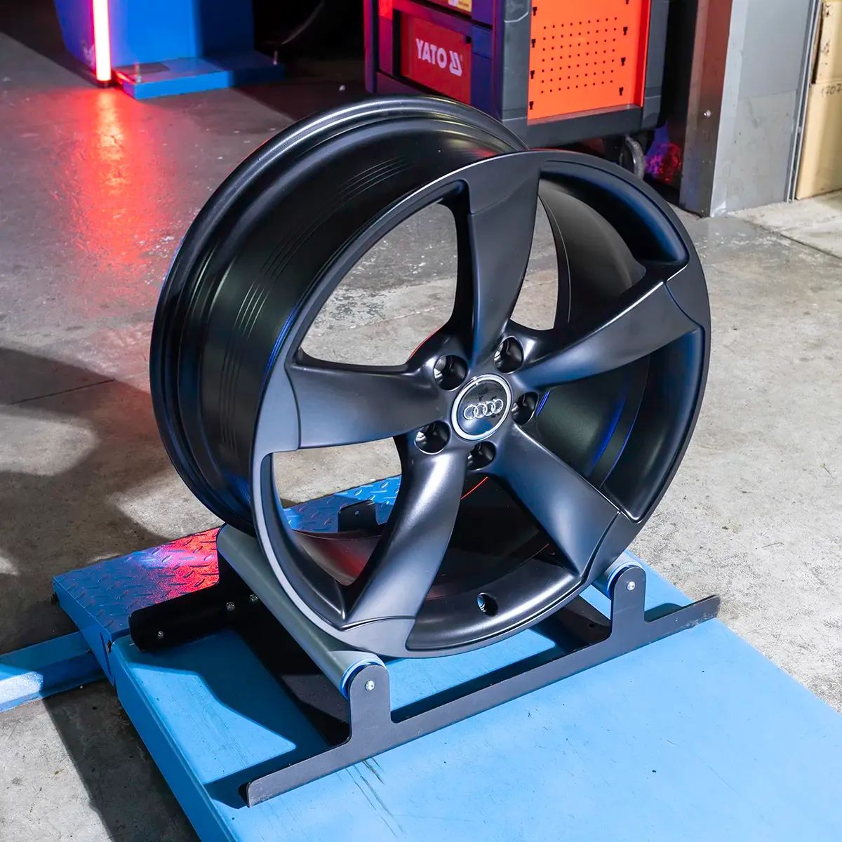 Oryginalne Felgi Audi 19 ROTOR A3 A4 A6 A8 Q3 Q5 TT