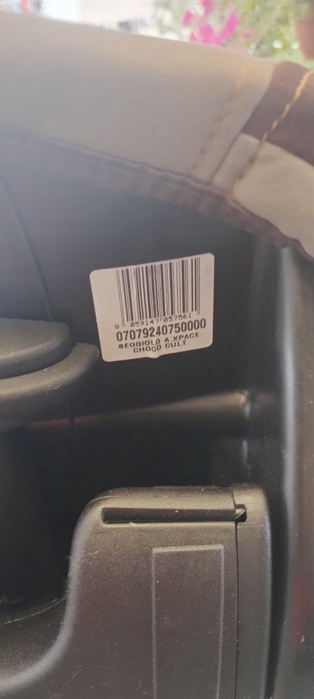 Fotelik dziecięcy Chicco 9-18 kg stan bardzo dobry