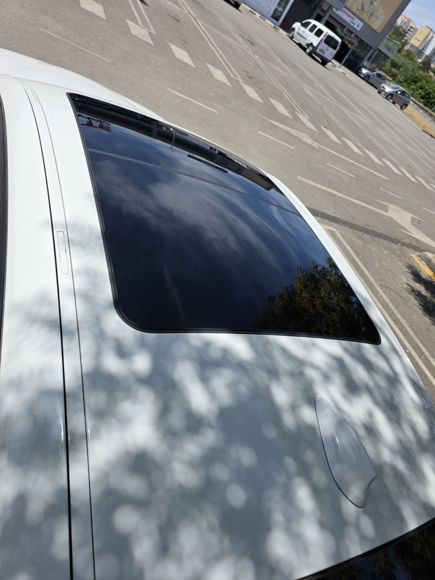 320d GT pack /M com teto de abrir panorâmico