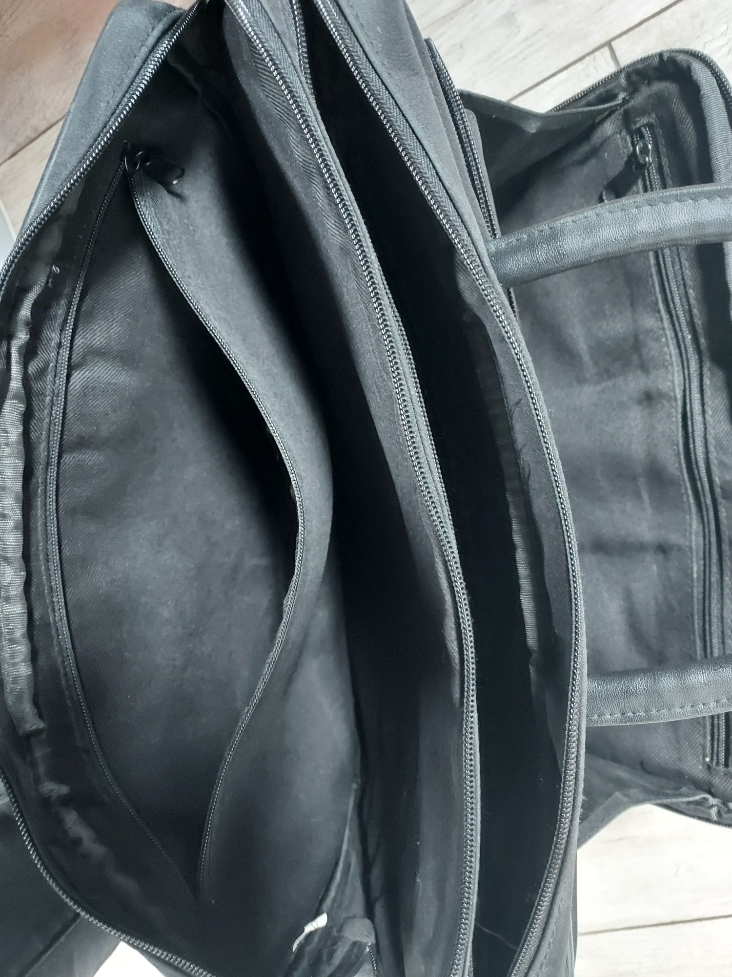 Torba na laptopa/dokumenty bez paska, dużo kieszonek