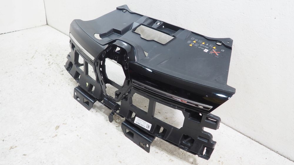 renault megane e tech wzmocnienie grilla 620321520r