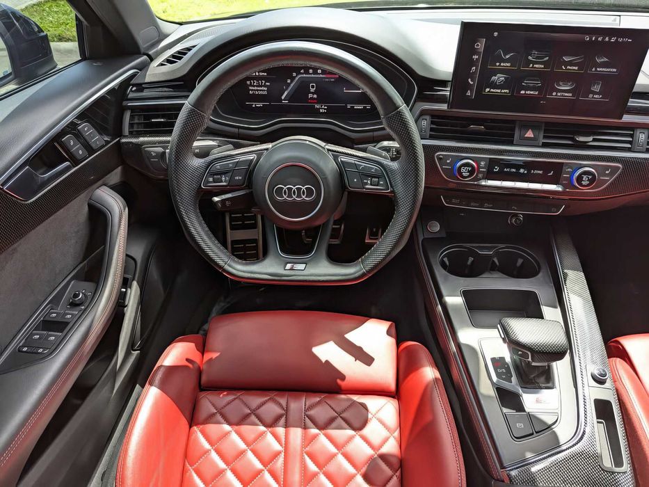 Audi S4      2020
