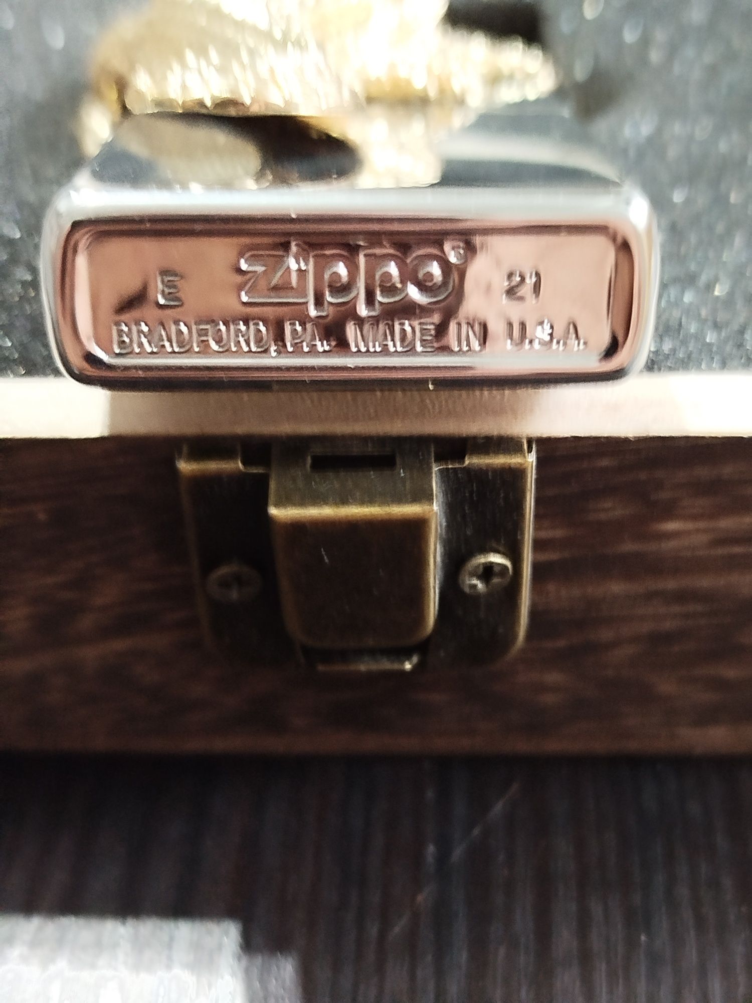 Zippo Krokodyl  ,, Black Ice "