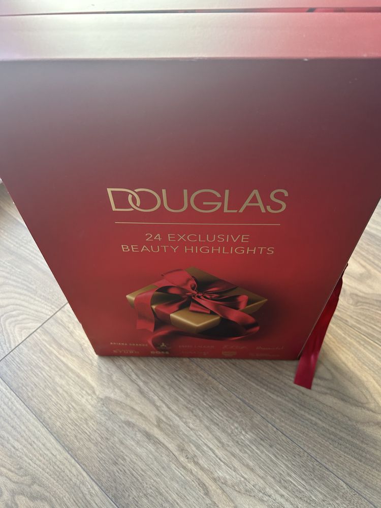 Douglas box kalendarz