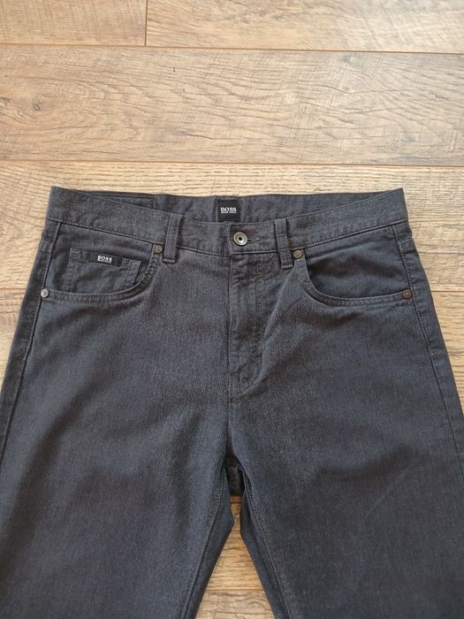 Джинси Hugo Boss W32L32 (48) ц 800 гр орігінал,  б/в