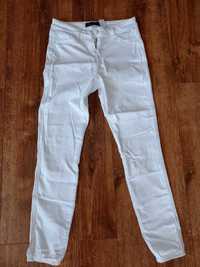 Продам білі джинси