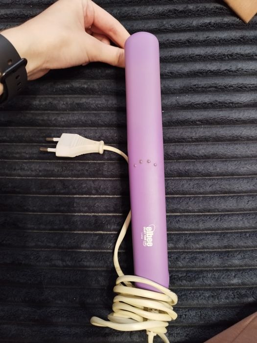 Випрямляч для волосся Elbee – робочий, простий у використанні