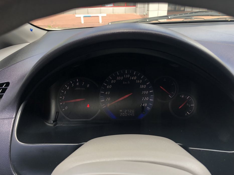 Mitsubishi Grandis 2,4 бензин, механика