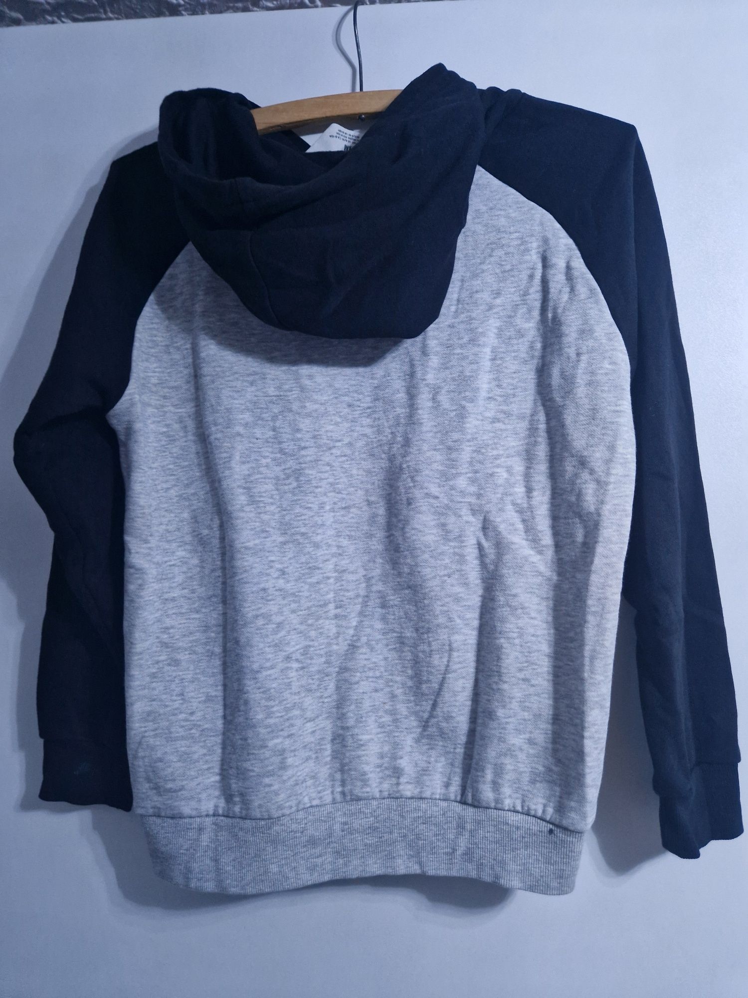 Bluza z kapturem