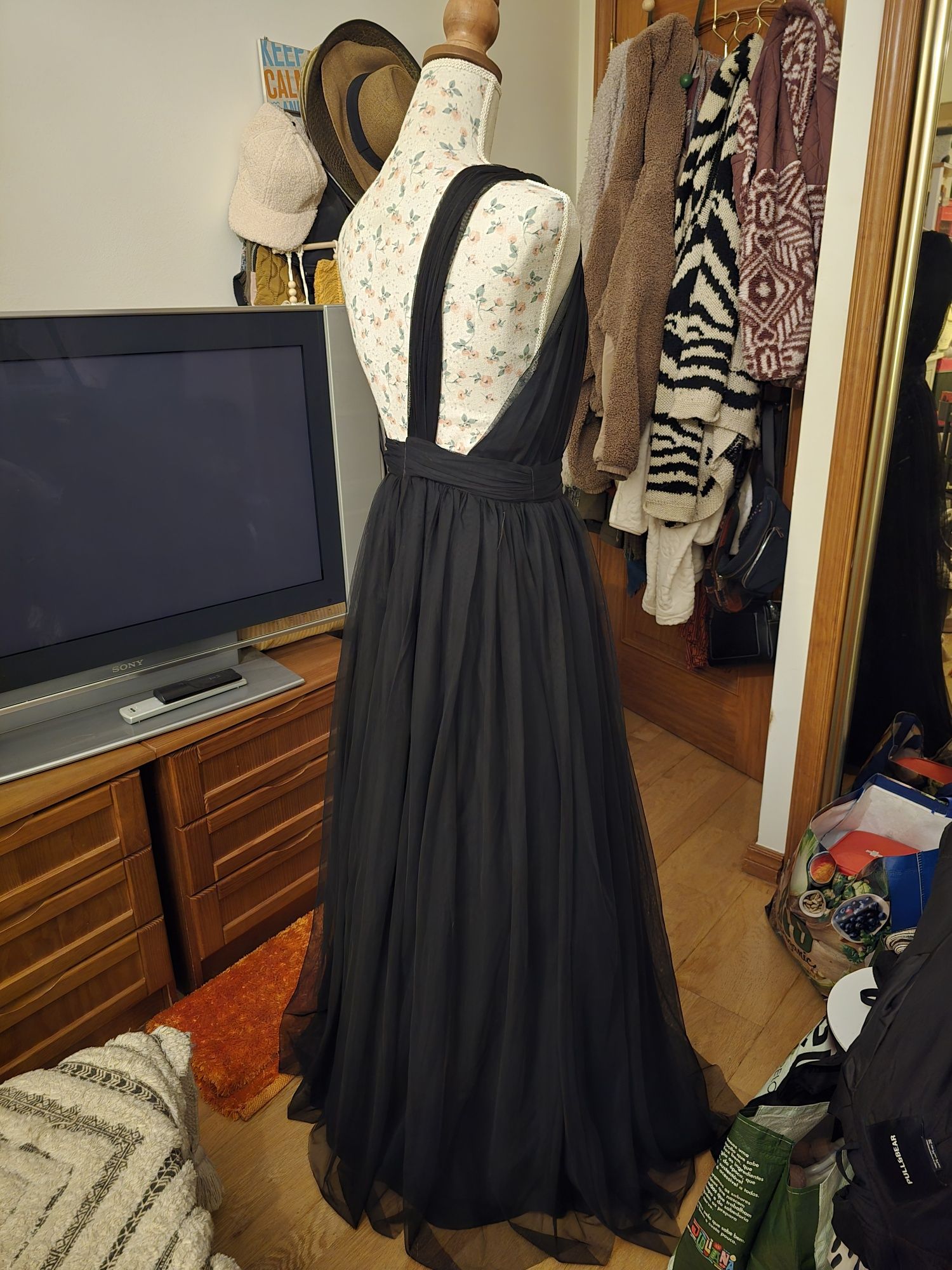 Vestido comprido de Tule asos M