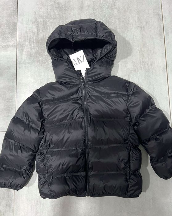 Нова демисозана куртка Zara
