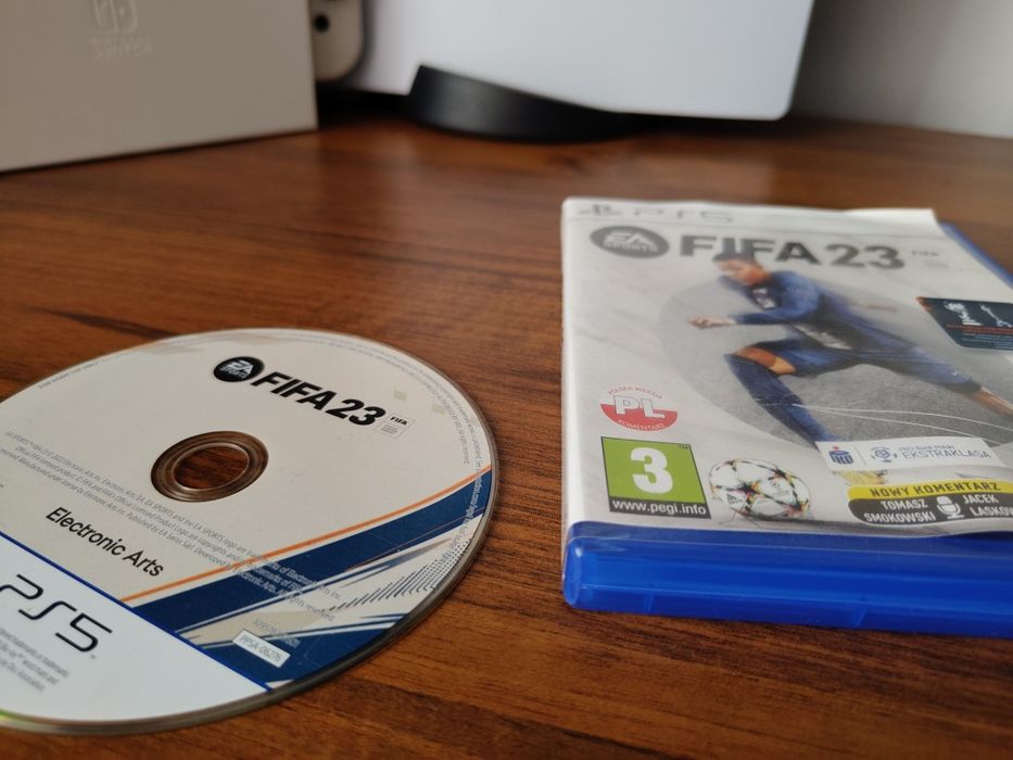 FIFA 23 ps5 super stan