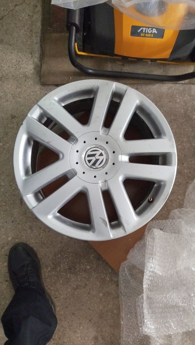 Диски  WV R 17 5×112 ЕТ 54