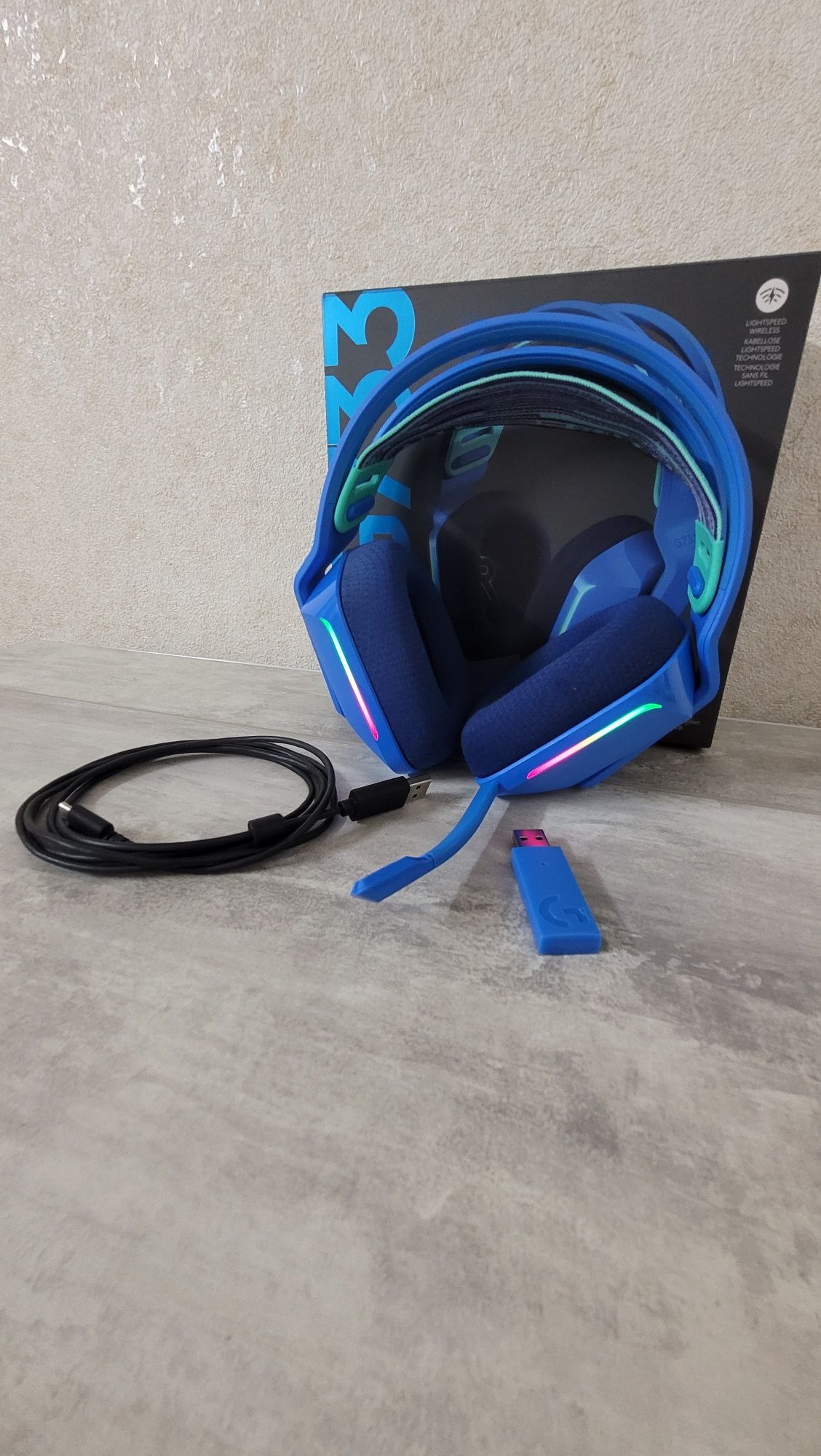 Навушники Logitech G 733 Blue