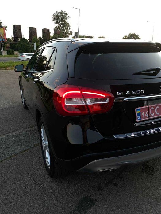 Mercedes-Benz GLA 250 • 2.0 Turbo • 201 к.с. • FWD • 7G-DCT • 2016