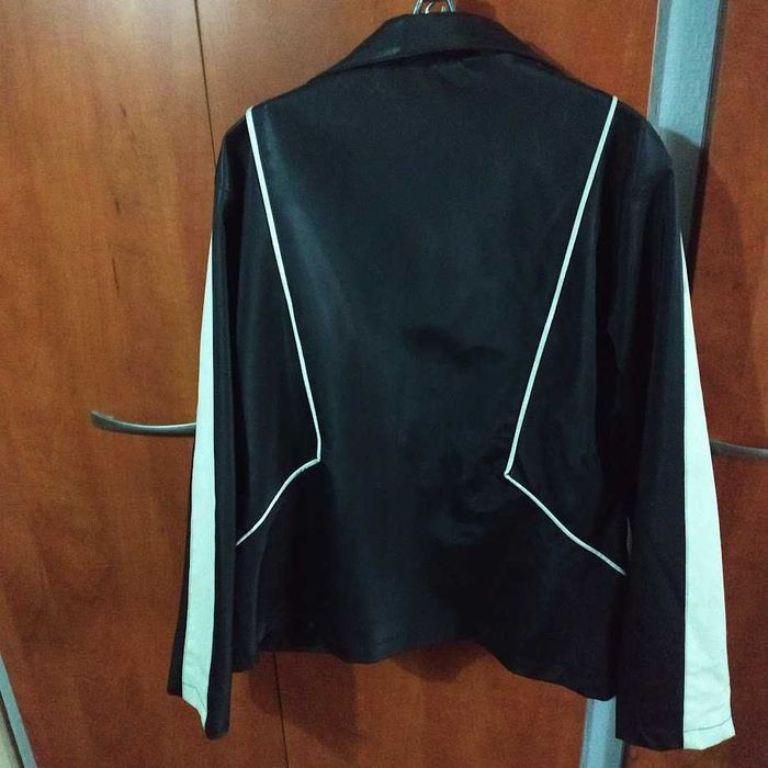 куртка чоловіча зимова у гарному станіБ/У